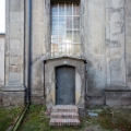 Dievnama pagraba durvis pirms restaurācijas